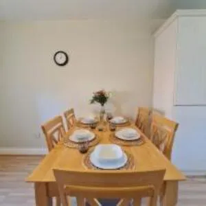 Проживание в семье 3 Cosy Bedrooms In A House 6 People