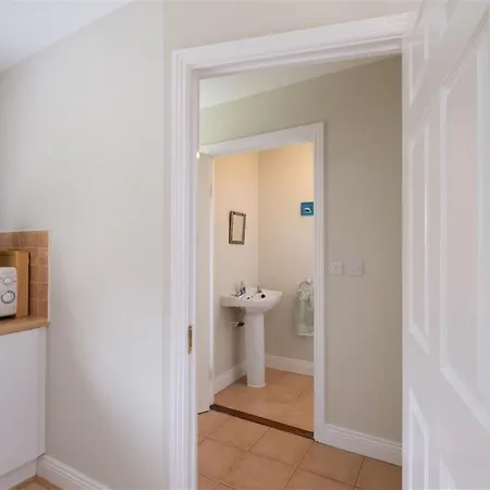 3 Cosy Bedrooms In A House 6 People Δωμάτια σε οικογενειακή κατοικία