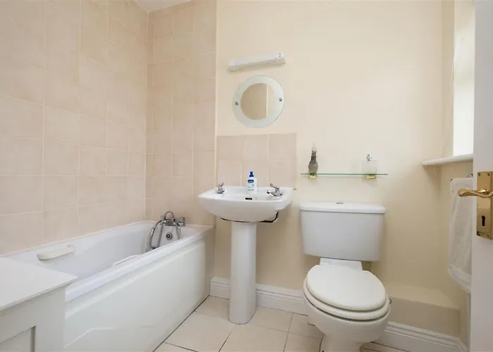 3 Cosy Bedrooms In A House 6 People Privatunterkunft Tyrrelstown